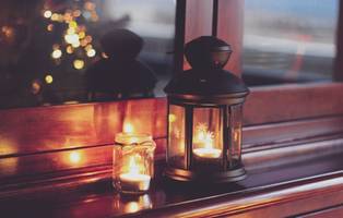 Новосаратовская Теологическая Семинария - lantern-candles-christmas-lights-home - Теология